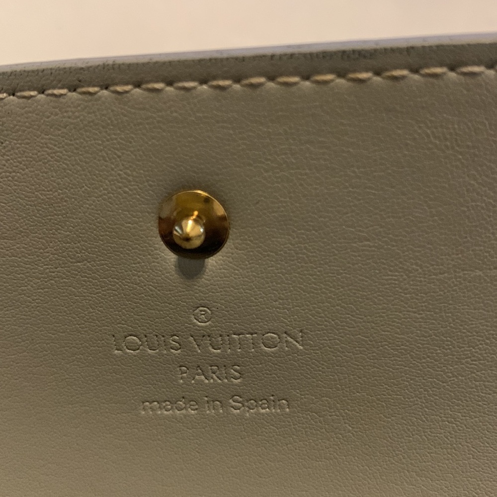 Louis Vuitton belt bag - Picture 9 of 11